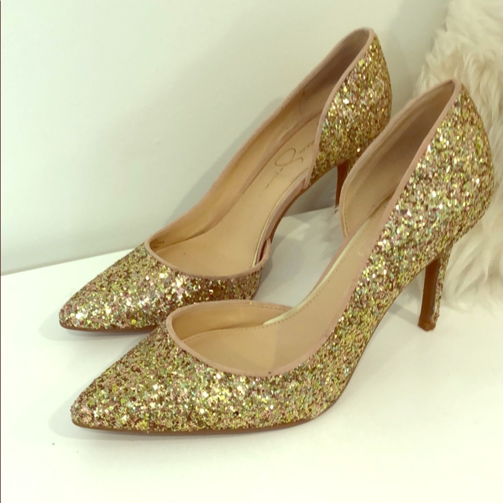 Like New! Jessica Simpson gold sparkle heels.